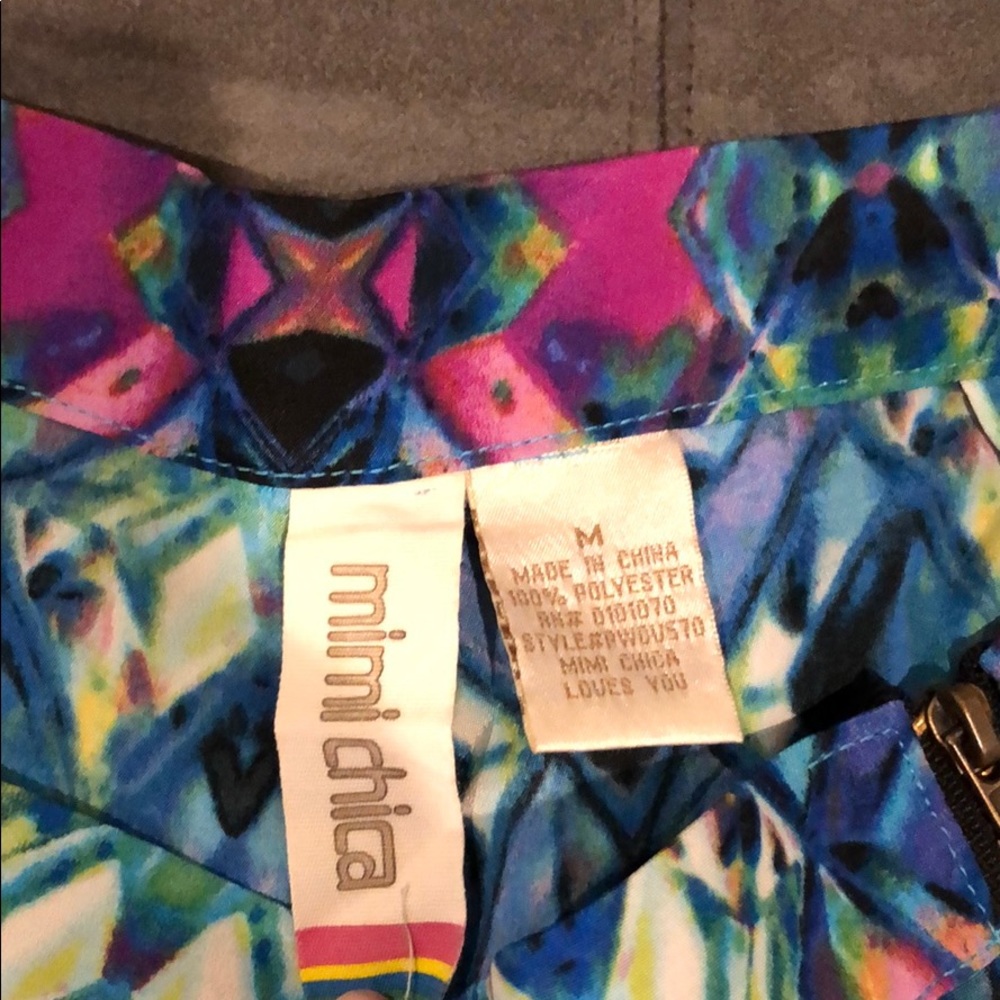 Printed Shorts - Picture 2 of 3